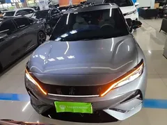 2025 BYD Song L EV 550km Excellence — фото 3