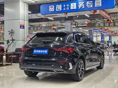2022 Audi A3 Sportback 35 TFSI Sport, чёрный — фото 9