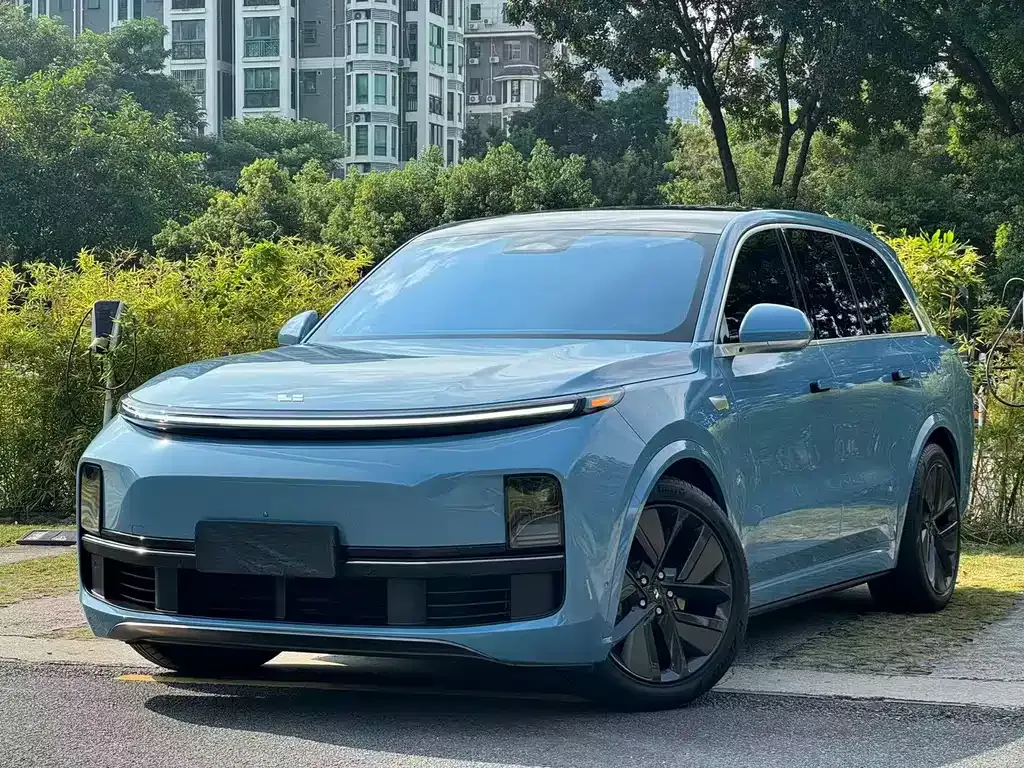 2023 Li Auto L8