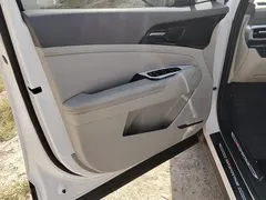 2023 Kia Sportage 1.5T 2WD Premium, белый — фото 7