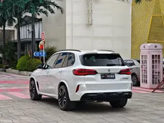 2022 BMW X5 M, белый — фото 6