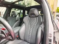 2022 BMW X5 M, белый — фото 26
