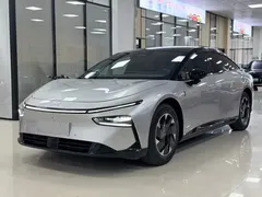 2024 Xpeng P7+ Ultra Long Range Max — фото 1