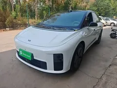 2025 Li Auto i6 2WD Standard, белый — фото 2