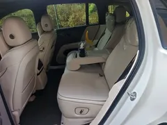 2025 Li Auto i6 2WD Standard, белый — фото 17