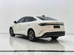 2025 BYD Seal 06 DM-i PHEV 120KM Smart Driving Premium — фото 6