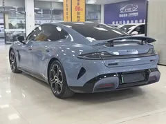 2024 Xiaomi SU7 4WD Long Range Advanced ADAS Max, синий — фото 6