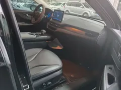 2023 Hongqi E-QM5 Basic Mobility, чёрный — фото 6