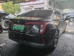 2023 Hongqi E-QM5 Basic Mobility, чёрный — фото 8