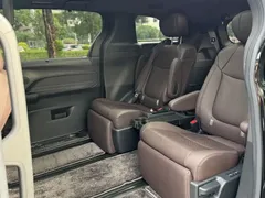 2021 Toyota Sienna 2.5L Hybrid Platinum, чёрный — фото 7