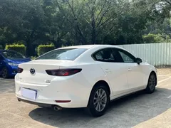 2022 Mazda 3 2.0L AT, белый — фото 7