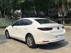 2022 Mazda 3 2.0L AT, белый — фото 9