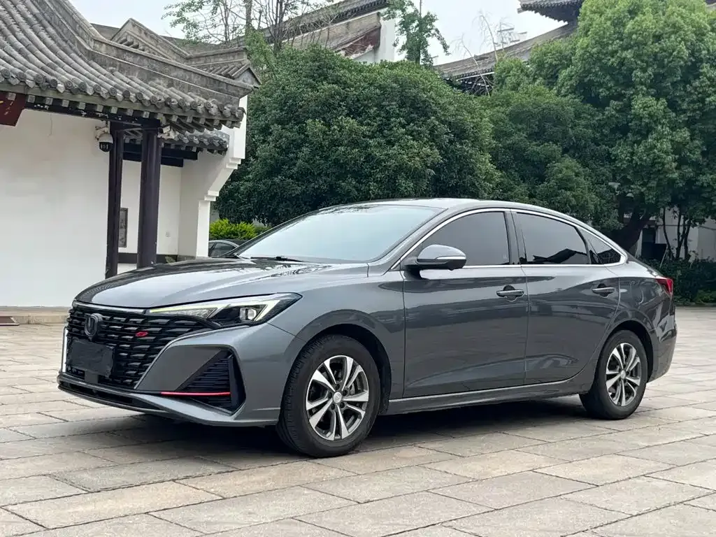 2023 Changan Eado PLUS 1.4T GDI DCT Premium