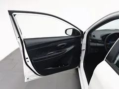 2021 Toyota Vios FS 1.5L CVT, белый — фото 8