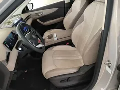 2025 MG ES5 525max RWD Smart Driving — фото 11
