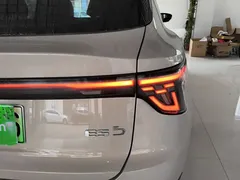 2025 MG ES5 525max RWD Smart Driving — фото 24
