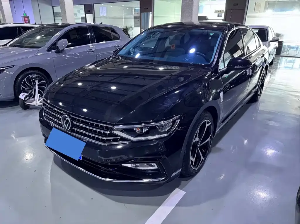 2023 Volkswagen Magotan 330TSI DCT Luxury