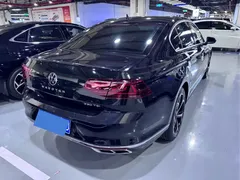 2023 Volkswagen Magotan 330TSI DCT Luxury, чёрный — фото 9