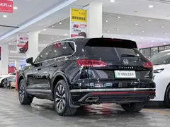 2021 Volkswagen Touareg eHybrid PHEV, чёрный — фото 4