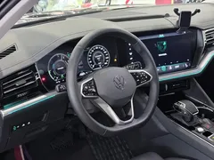 2021 Volkswagen Touareg eHybrid PHEV, чёрный — фото 5