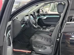 2021 Volkswagen Touareg eHybrid PHEV, чёрный — фото 6