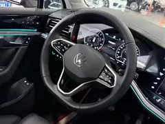 2021 Volkswagen Touareg eHybrid PHEV, чёрный — фото 16