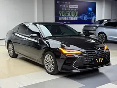 2023 Toyota Avalon Hybrid 2.5L XLE Premium, чёрный — фото 3