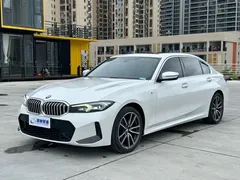 2023 BMW 3 Series 320Li M Sport Package, белый — фото 1