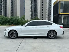 2023 BMW 3 Series 320Li M Sport Package, белый — фото 7