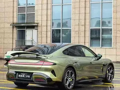 2024 Xiaomi SU7 4WD Max Founder, зелёный — фото 7