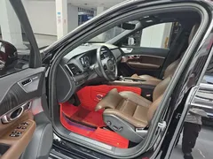 2022 Volvo XC90 7-seat, чёрный — фото 5