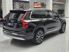 2022 Volvo XC90 7-seat, чёрный — фото 17