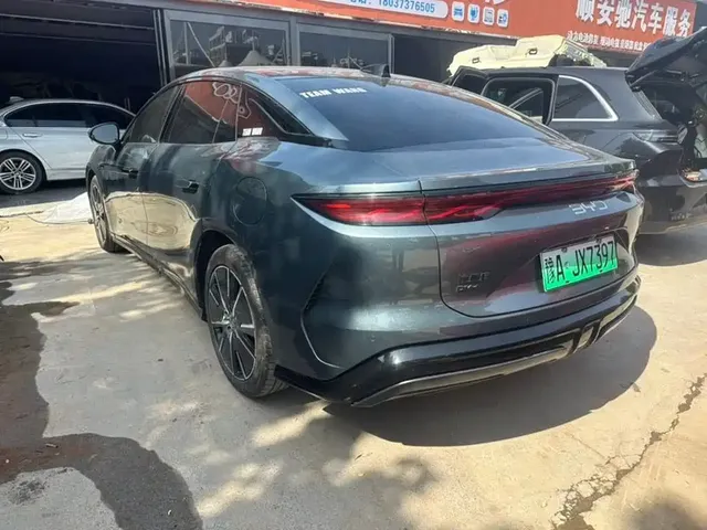 2025 BYD Han L DM-i PHEV 200KM LiDAR Premium