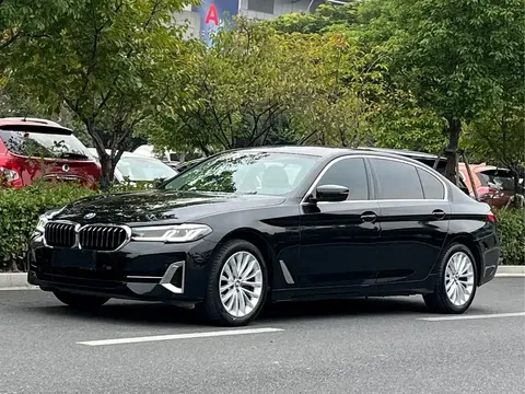 2022 BMW 5 Series 525Li Luxury Package