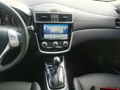 2024 Nissan Tiida 1.6L CVT, зелёный — фото 13