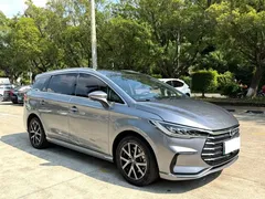 2022 BYD Song Max DM-i PHEV 105km Flagship — фото 3