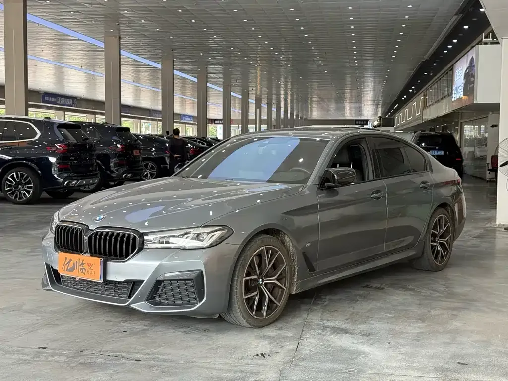 2022 BMW 5 Series 530i M Sport Package