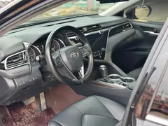 2021 Toyota Camry 2.5G Luxury, чёрный — фото 11