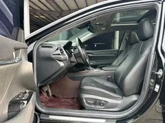 2021 Toyota Camry 2.5G Luxury, чёрный — фото 12