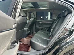 2021 Toyota Camry 2.5G Luxury, чёрный — фото 13