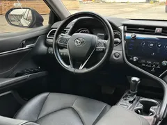2021 Toyota Camry 2.5G Luxury, чёрный — фото 22