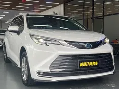 2023 Toyota Sienna 2.5L Hybrid Luxury, белый — фото 2