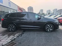 2022 Volkswagen Viloran 330TSI Luxury, чёрный — фото 19