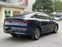 2024 BYD Qin PLUS Honor DM-i PHEV 55km Leading, синий — фото 15