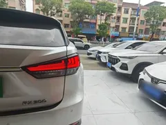 2020 Lexus RX 300 2WD Elite, белый — фото 8