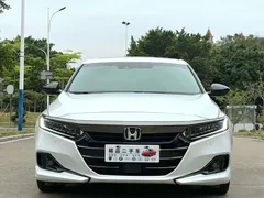 2022 Honda Accord 260TURBO Premium, белый — фото 2