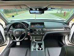 2022 Honda Accord 260TURBO Premium, белый — фото 6