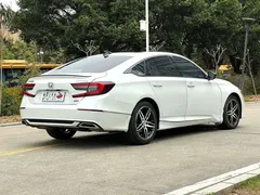 2022 Honda Accord 260TURBO Premium, белый — фото 12