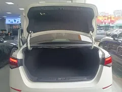 2022 Nissan Sylphy 1.6L XL CVT Enjoy, белый — фото 19