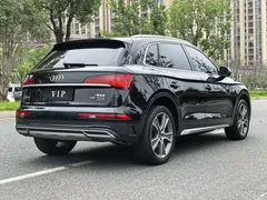 2022 Audi Q5L 45T Luxury Dynamic, чёрный — фото 9